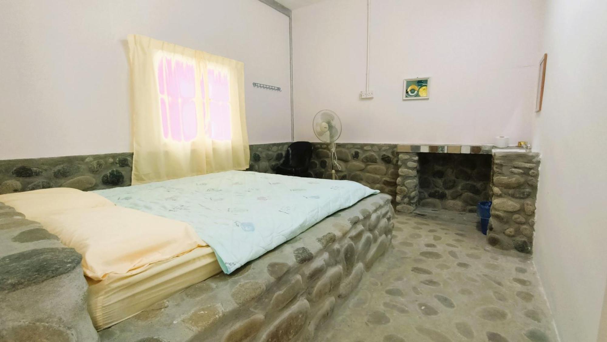 Oyo Home 90491 Flinstone Lodge Kota Kinabalu Exteriér fotografie